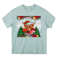 Arona christmas cow Heavy Core Tee - MaliasSmallBusiness