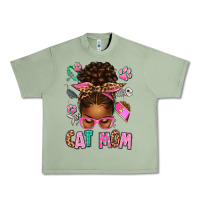 Oil Green Afro Messy Bun Cat Mom Urban Heavy Tee - texasbilliewilder