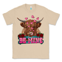 Mushroom be mine highland cow Classic Tee - RanaPortraitStore