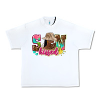 White Afro woman with sunkissed Urban Heavy Tee - NancyCooperArtShop