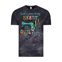 Cloud Black i sew a piece of my heart into every quilt i make Vintage Tee - RanaPortraitStore