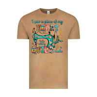 Vintage Camel i sew a piece of my heart into every quilt i make Vintage Tee - RanaPortraitStore