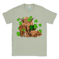 Matcha st patrick's day cow family Classic Tee - RanaPortraitStore