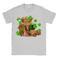 Moon Dust st patrick's day cow family Classic Tee - RanaPortraitStore