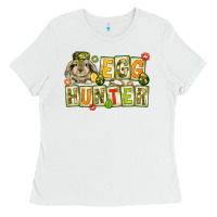 White Egg hunter with camouflage plate letters Ladies Tee - NancyCooperArtShop