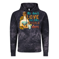 Cloud Black he dont love me like tequila does Vintage Hoodie - texasbilliewilder