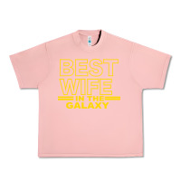 Salmon BEST WIFE IN THE GALAXY Urban Heavy Tee - Bettercallsaul