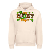Sandshell st patricks one lucky heifer baby cow Urban Hoodie - Artiststas