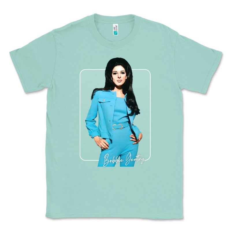 Bobbie Gentry  Vintage Style Fan Design1 Classic Tee by tuanDangUi | Teevron