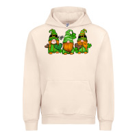 Sandshell st patricks day gnomes with western hearts and shamrocks Urban Hoodie - Artiststas