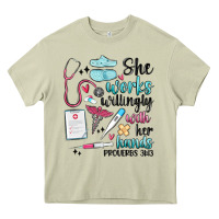 Mossy she works willingly with her hands Heavy Core Tee - MaliasSmallBusiness