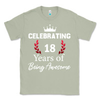 Matcha 18 years of being awesome, 18 year old birthday gi Classic Tee - tuanDangUi