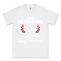 White 18 years of being awesome, 18 year old birthday gi Classic Tee - tuanDangUi