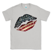 Moon Dust Vintage American Flag Lips Classic Tee - Bettercallsaul
