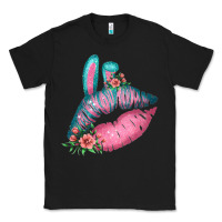 Black Eared Turquoise Pink Easter Lips Classic Tee - Bettercallsaul