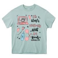 Arona she works willingly with her hands Heavy Core Tee - MaliasSmallBusiness