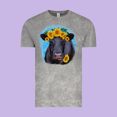 Black Angus With Sunflower Vintage Tee Designed By Ranaportraitstore