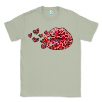 Matcha kiss with leopard and hearts Classic Tee - RanaPortraitStore