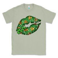 Matcha Green and Leopard Patterned Irish Day Lips Classic Tee - Bettercallsaul