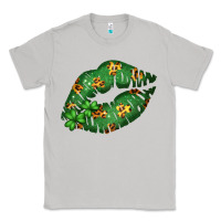 Moon Dust Green and Leopard Patterned Irish Day Lips Classic Tee - Bettercallsaul