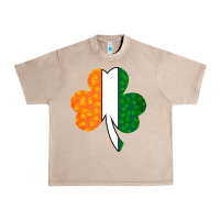 French Oak Shamrock Boobs St Patrick's Day design Urban Heavy Tee - Bettercallsaul