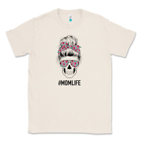 Natural Pink Flower on Cyan Background Mom Skull Classic Tee - Bettercallsaul