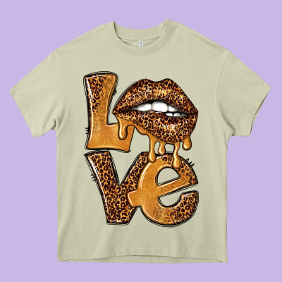 Love Leopard With Lips Heavy Core Tee Designed By Nancycooperartshop