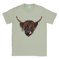 Matcha black highland cow Classic Tee - RanaPortraitStore