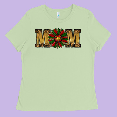 Christmas Mom (1) Ladies Tee Designed By Ranaportraitstore