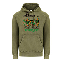 Vintage Olive Being A Mom Makes My Life Complete For dark Vintage Hoodie - Bettercallsaul