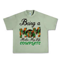 Oil Green Being A Mom Makes My Life Complete For dark Urban Heavy Tee - Bettercallsaul