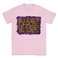 Bubblegum Pink mardi gras leopard background Classic Tee - RanaPortraitStore