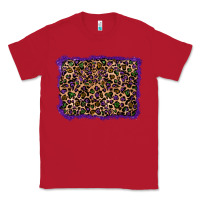 Red mardi gras leopard background Classic Tee - RanaPortraitStore