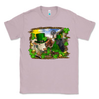 Lilac St patrick's day cows Classic Tee - RanaPortraitStore