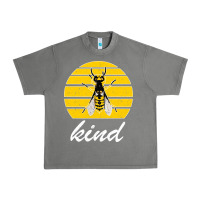 Tornado Bee Kind Urban Heavy Tee - Bettercallsaul