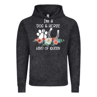 Vintage Black Im A Dog And Horse Kind Of Queen Vintage Hoodie - Bettercallsaul