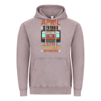 Vintage Zinc Aprıl 1990 I Am Not 30 I'm 18 With 12 Years Of Experience Vintage Hoodie - Bettercallsaul