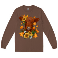 Chestnut fall red angus calf dried leaves and sunflowers Long Sleeve Tee - RanaPortraitStore