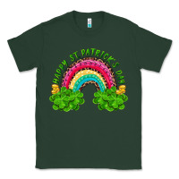 Sports Green happy st patricks day rainbow and shamrock Classic Tee - RanaPortraitStore