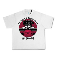 Lunar Rock I kissed a dog and I like it Urban Heavy Tee - Bettercallsaul