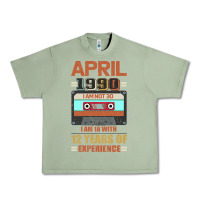 Oil Green Aprıl 1990 I Am Not 30 I'm 18 With 12 Years Of Experience Urban Heavy Tee - Bettercallsaul
