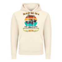 Vintage Artic Vintage 50th Birthday I'm Not Old I'm A Classic Born In 1970 Vintage Hoodie - Bettercallsaul
