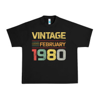 Born In 1980 Vintage February Urban Heavy Tee | Teevron