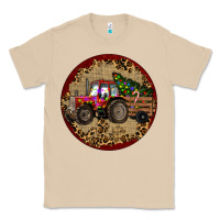 Mushroom Christmas Tractor Classic Tee - RanaPortraitStore