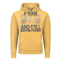 Vintage Mustard 9 Years And Still Enjoying The Ride Vintage Hoodie - Bettercallsaul