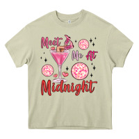 Mossy meet me at midnight Heavy Core Tee - MaliasSmallBusiness