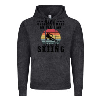 Vintage Black Never Underestimate An Old Man Who Loves Skiing Vintage Hoodie - Bettercallsaul