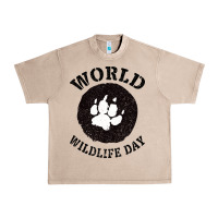 French Oak World Wildlife Day Urban Heavy Tee - Bettercallsaul