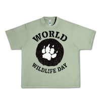 Oil Green World Wildlife Day Urban Heavy Tee - Bettercallsaul