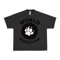 Pigment Black World Wildlife Day Urban Heavy Tee - Bettercallsaul